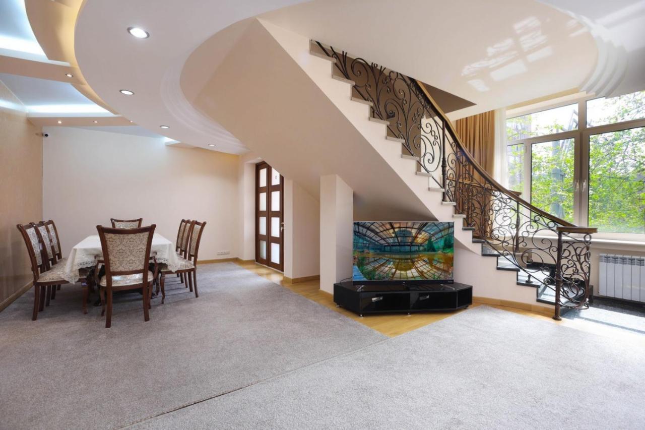 Stay Inn Apart-Hotel On Sayat-Nova Avenue Yerevan Bagian luar foto