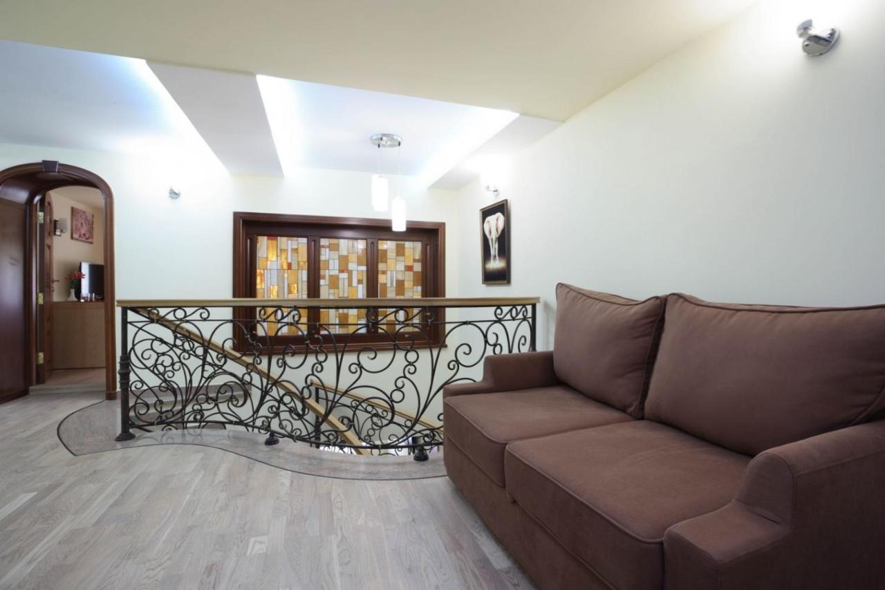 Stay Inn Apart-Hotel On Sayat-Nova Avenue Yerevan Bagian luar foto