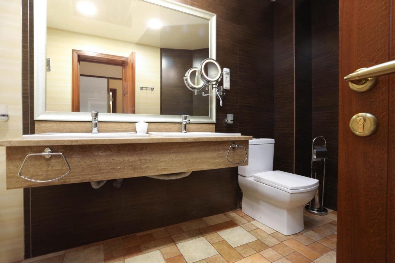 Stay Inn Apart-Hotel On Sayat-Nova Avenue Yerevan Bagian luar foto