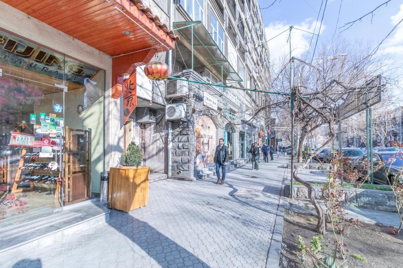 Stay Inn Apart-Hotel On Sayat-Nova Avenue Yerevan Bagian luar foto